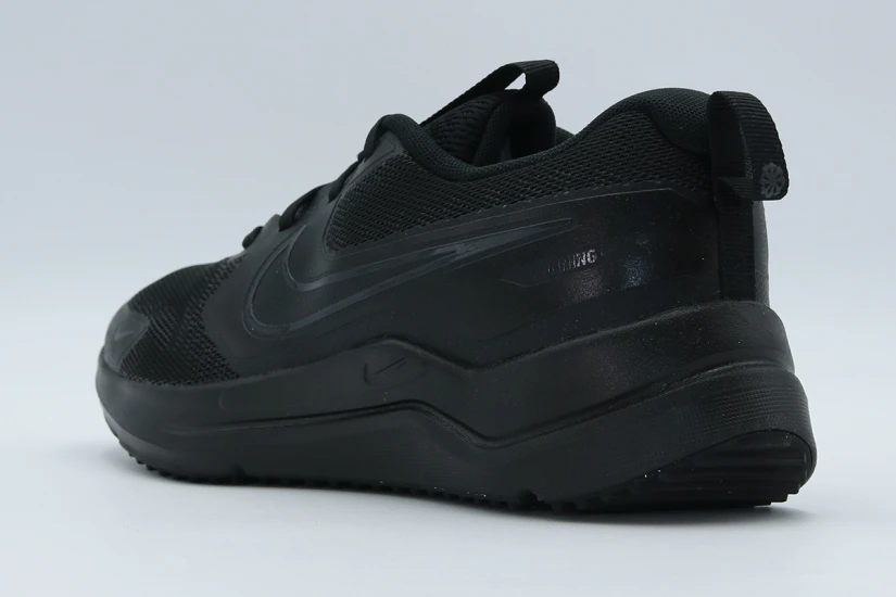 Nike Cosmic Runner Αθλητικά Παπούτσια για Τρέξιμο Μαύρα