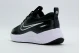 Nike Cosmic Runner Αθλητικά Παπούτσια για Τρέξιμο Μαύρα, Λευκά