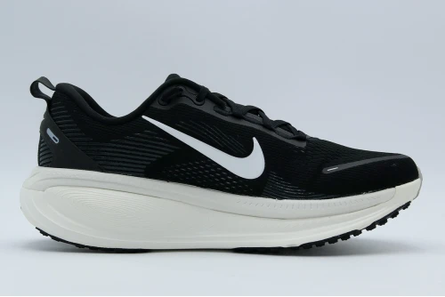 Nike Vomero 18 Αθλητικά Παπούτσια Για Τρέξιμο (HM6803 007)