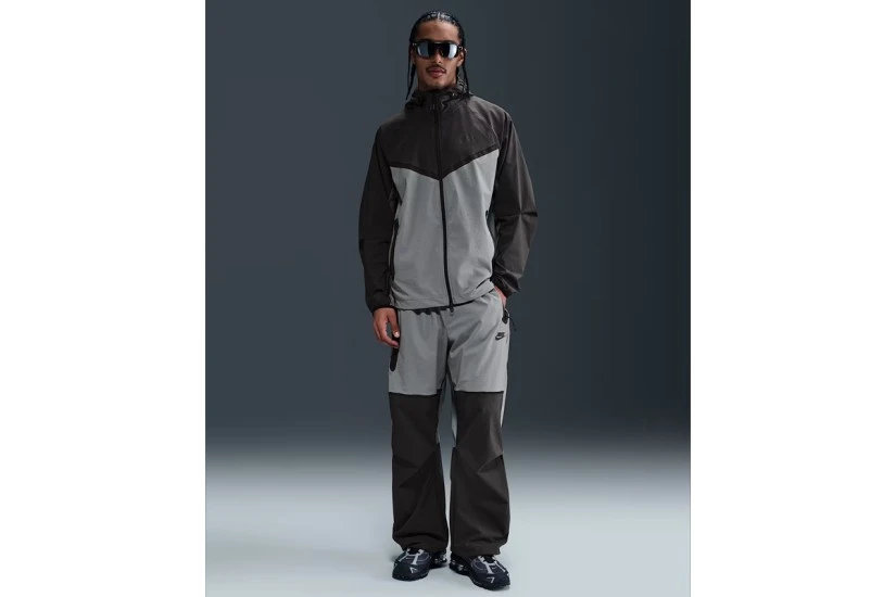Nike Tech Woven Windbreaker Ανδρικό Αντιανεμικό Μπουφάν με Κουκούλα