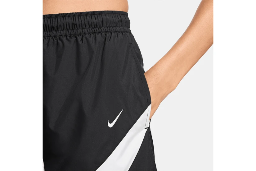 Nike Sportswear Classic Mid-Rise Γυναικείο Αθλητικό Σορτς Μαύρο