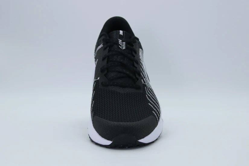 Nike Run Defy Ανδρικά Αθλητικά Παπούτσια για Τρέξιμο Μαύρα, Λευκά