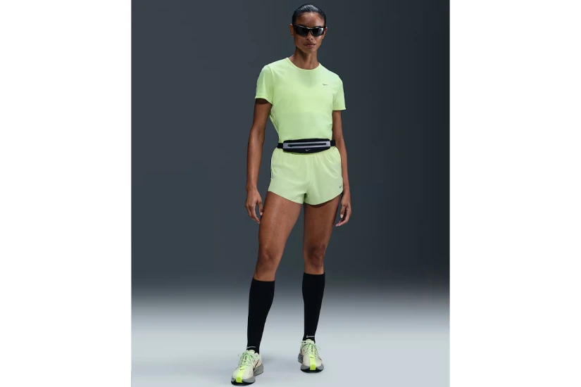 Nike Dri-FIT Tempo Γυναικείο Κοντομάνικο T-Shirt Κίτρινο Φλούο
