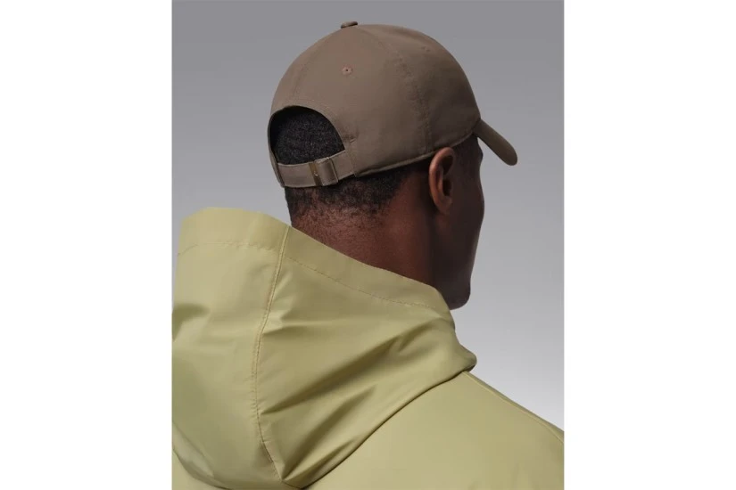 Jordan Club Unstructured Curved-Bill Unisex Καπέλο Strapback Καφέ, Λευκό
