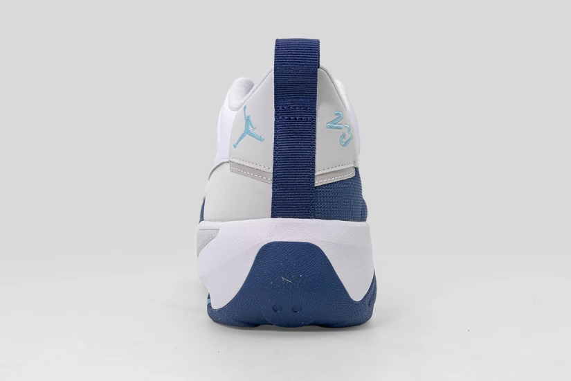 Jordan Max Aura 7 Ανδρικά Sneakers Λευκά, Μπλε, Γκρι Ανοιχτό