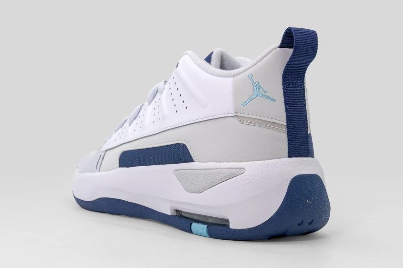 Jordan Max Aura 7 Ανδρικά Sneakers Λευκά, Μπλε, Γκρι Ανοιχτό
