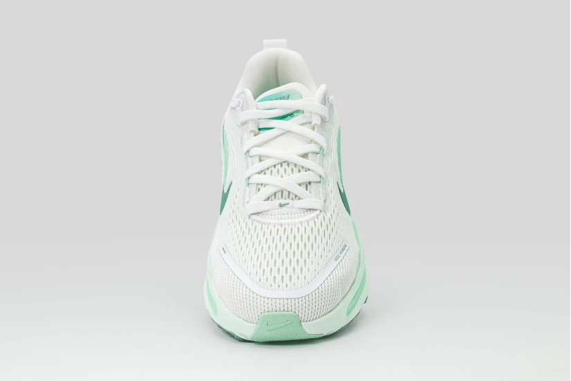 Nike Vomero 18 Αθλητικά Παπούτσια για Τρέξιμο Λευκά, Μέντα, Γαλάζια