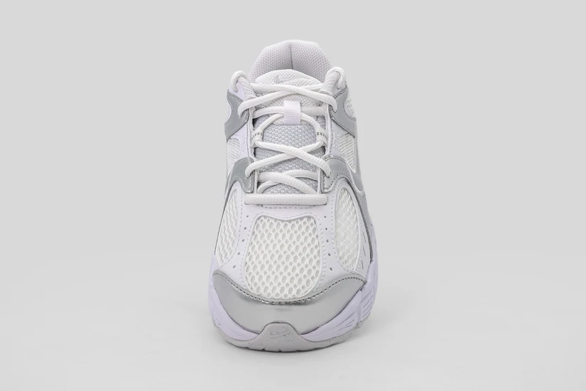 Nike V5 RNR Sneakers Λευκά, Ασημί, Εκρού
