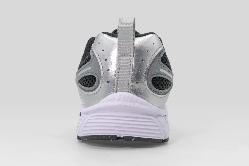 Nike V5 RNR Παιδικά Sneakers Μαύρα, Ασημί, Λευκά