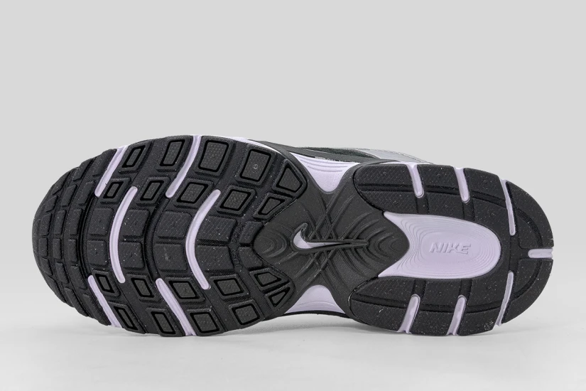 Nike V5 RNR Παιδικά Sneakers Μαύρα, Ασημί, Λευκά
