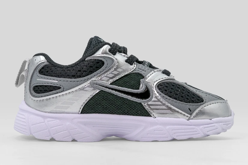 Nike V5 RNR Βρεφικά Sneakers Μαύρα, Ασημί, Ανθρακί