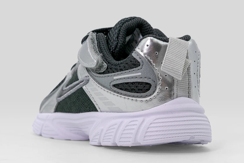 Nike V5 RNR Βρεφικά Sneakers Μαύρα, Ασημί, Ανθρακί