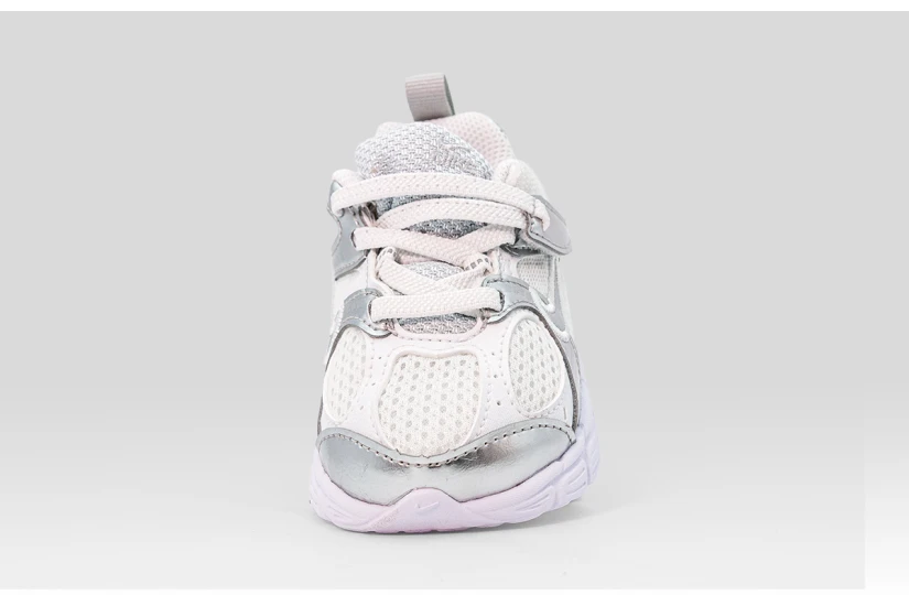 Nike V5 RNR Βρεφικά Sneakers Λευκά, Ασημί, Γκρι Ανοιχτό