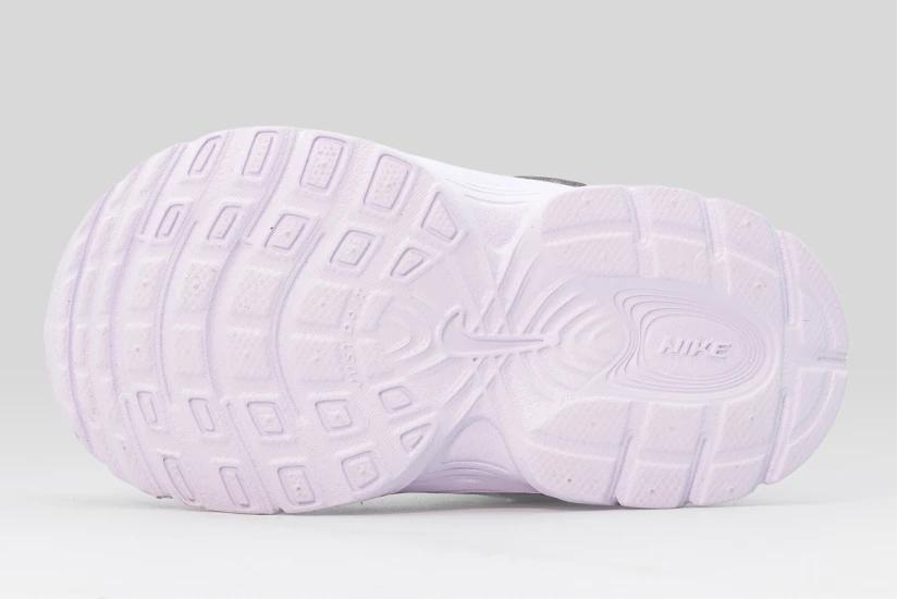 Nike V5 RNR Βρεφικά Sneakers Λευκά, Ασημί, Γκρι Ανοιχτό