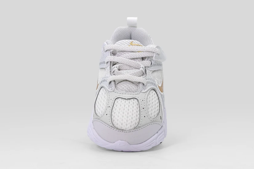 Nike V5 RNR Βρεφικά Sneakers Γκρι Ανοιχτό, Χρυσά, Λευκά
