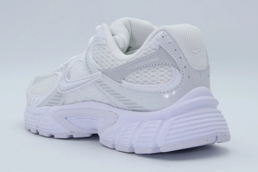 Nike V5 RNR Sneakers Λευκά