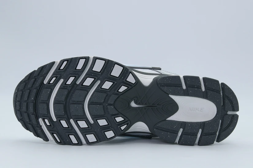 Nike V5 RNR Sneakers Λευκά, Ασημί, Σιέλ, Ανθρακί