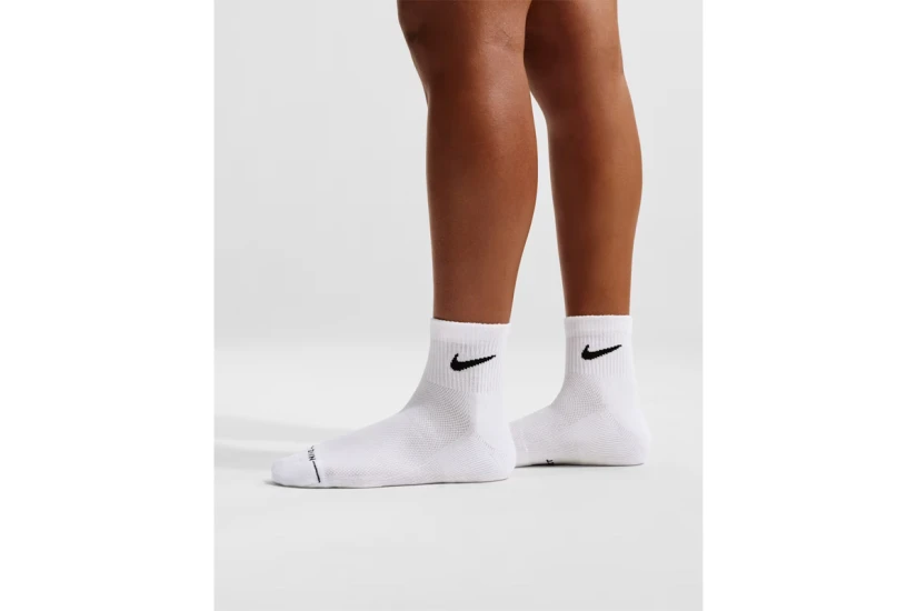 Nike Everyday Elevated Ανδρικές Κάλτσες μέχρι τον Αστράγαλο Λευκές 3 Ζευγάρια