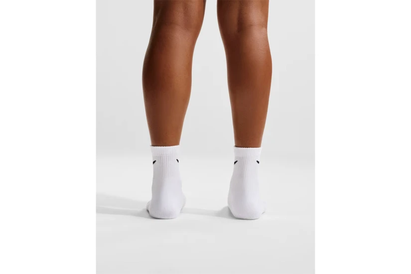 Nike Everyday Elevated Ανδρικές Κάλτσες μέχρι τον Αστράγαλο Λευκές 3 Ζευγάρια
