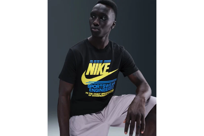 Nike Sportswear Ανδρικό Κοντομάνικο T-Shirt Μαύρο
