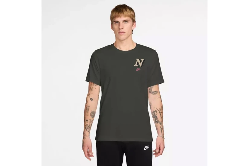 Nike Sportswear Club Neo Varsity Ανδρικό Κοντομάνικο T-Shirt Χακί