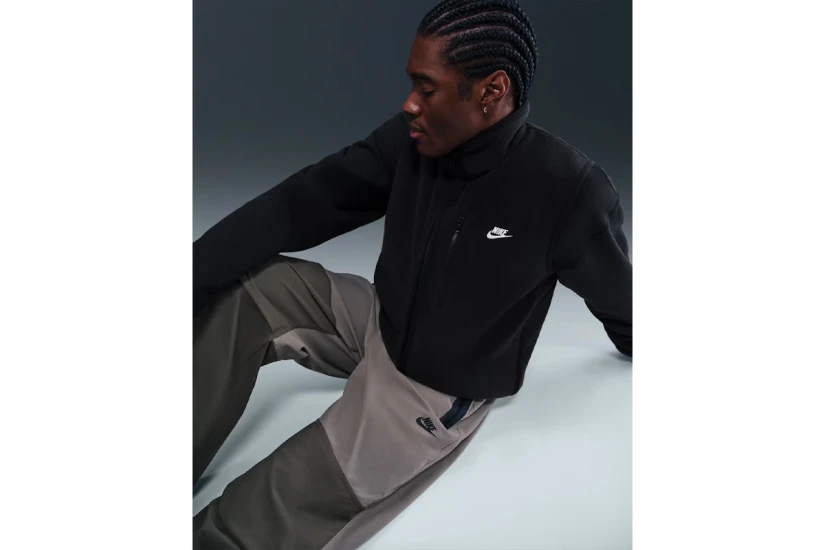 Nike Sportswear Club Winterized Ανδρικό Αμάνικο Μπουφάν Μαύρο
