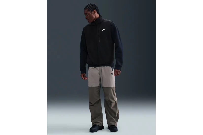 Nike Sportswear Club Winterized Ανδρικό Αμάνικο Μπουφάν Μαύρο