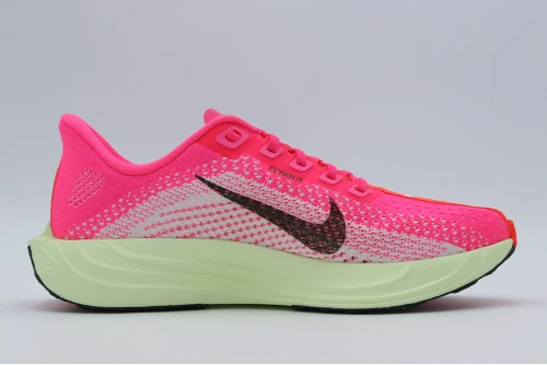 Nike Pegasus Plus Αθλητικά Παπούτσια Για Τρέξιμο (HV3032 600)