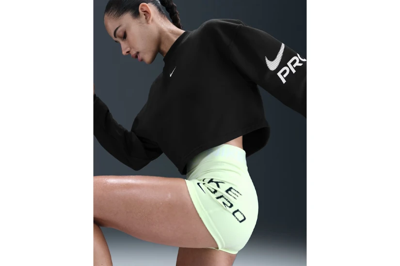 Nike Pro Dri-FIT French Terry Γυναικεία Crop Μπλούζα Μαύρη