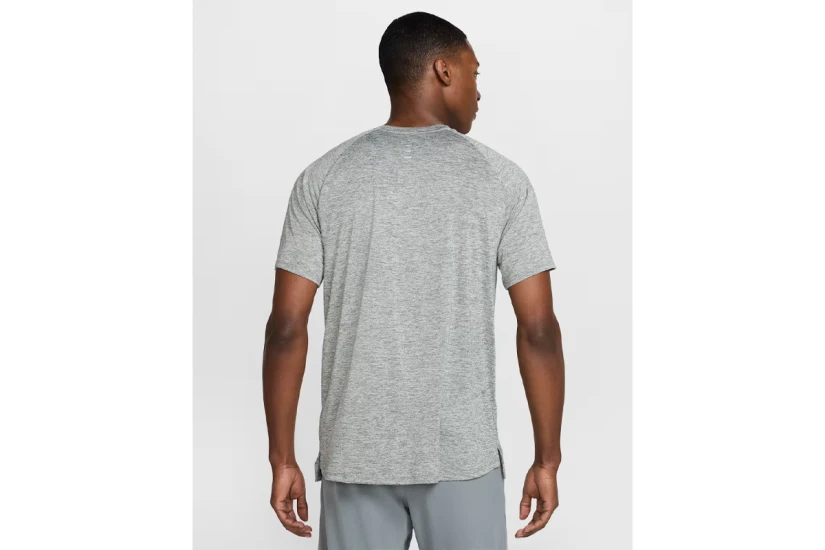 Nike Stride Dri-Fit Adv Running Ανδρικό Κοντομάνικο T-Shirt