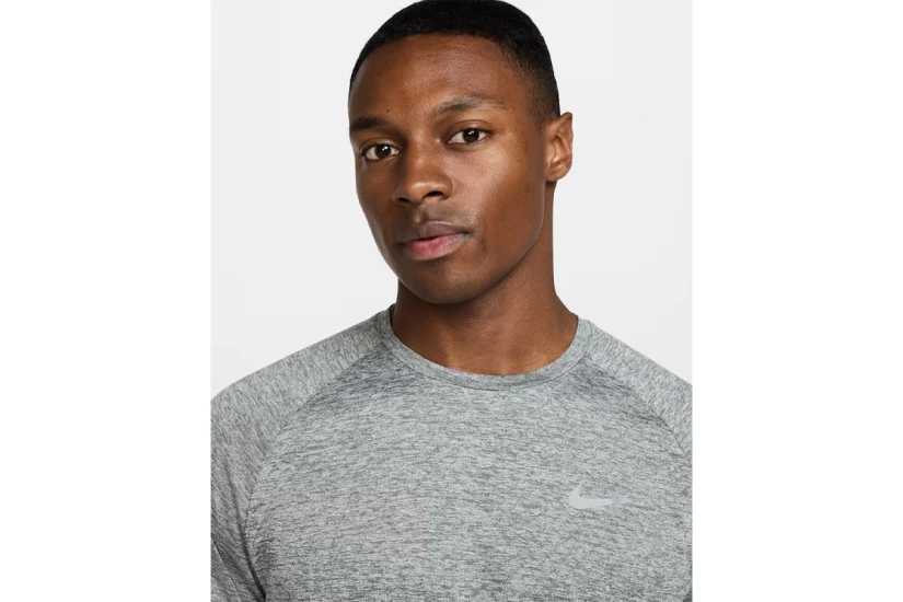 Nike Stride Dri-Fit Adv Running Ανδρικό Κοντομάνικο T-Shirt