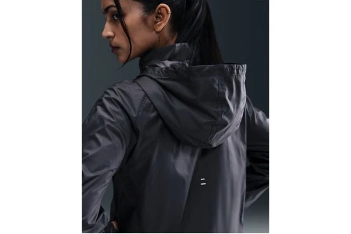 Nike Tempo Repel Μπουφάν Αδιάβροχο Γυναικείο (HV5769 010)