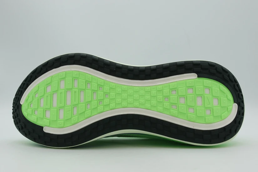 Nike Vomero Plus Αθλητικά Παπούτσια Για Τρέξιμο (HV8150 702)
