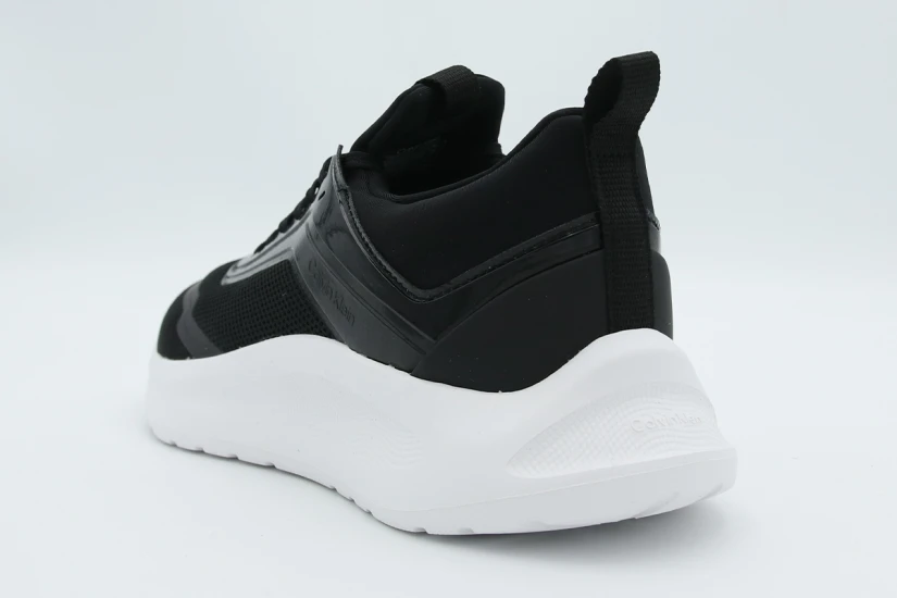Calvin Klein Curve - Lightweight Runner Γυναικεία Sneakers Μαύρα, Λευκά