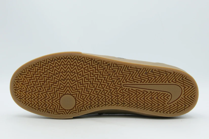 Nike Charge Suede Ανδρικά Sneakers Μαύρα, Μπεζ