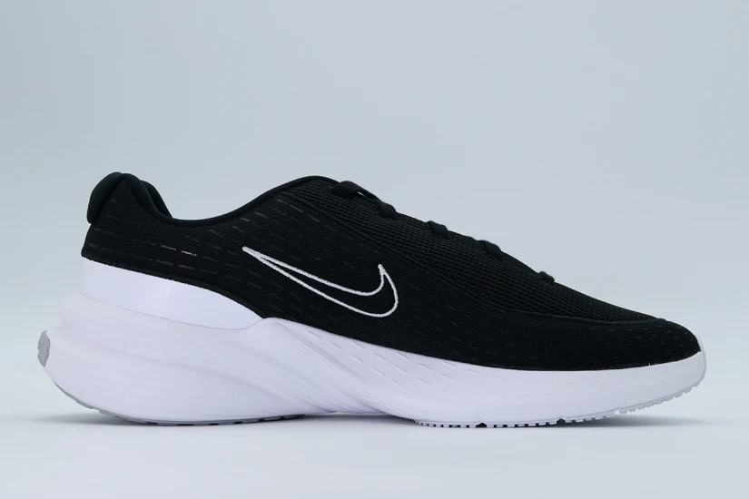 Nike Uplift Ανδρικά Sneakers Μαύρα, Λευκά