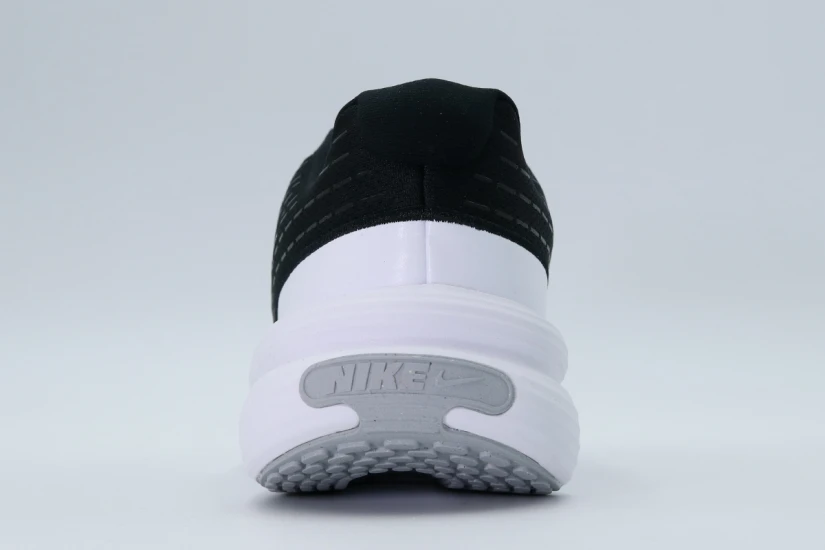 Nike Uplift Ανδρικά Sneakers Μαύρα, Λευκά