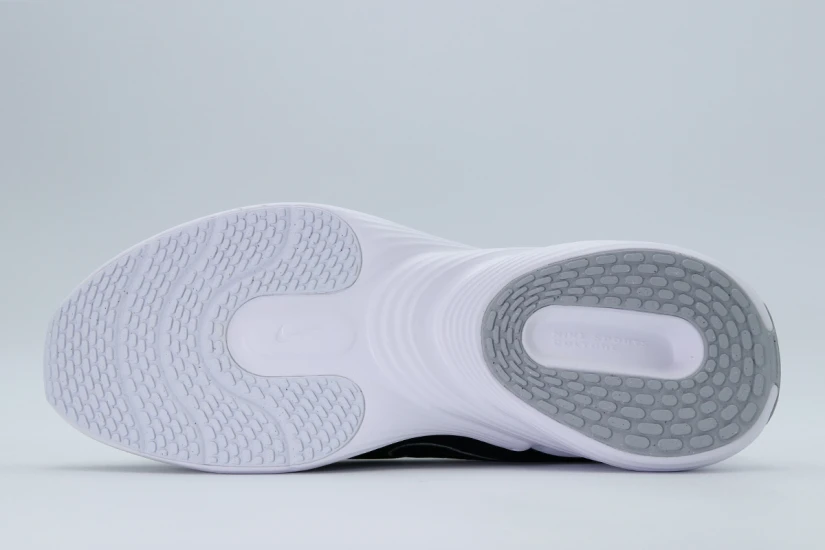 Nike Uplift Ανδρικά Sneakers Μαύρα, Λευκά