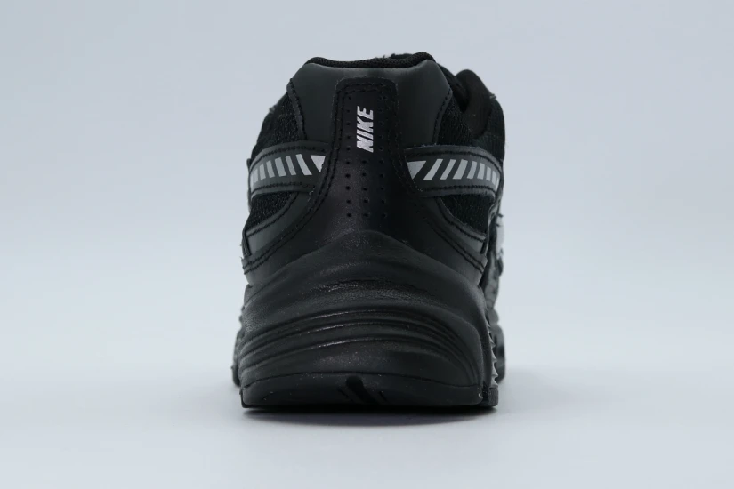 Nike Initiator Sneakers Μαύρα, Ασημί