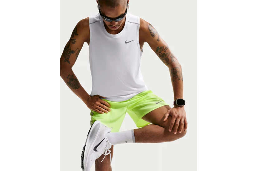 Nike Miler Dri-FIT Ανδρική Αμάνικη Μπλούζα Λευκή