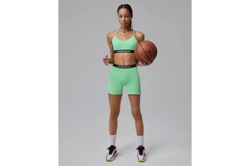 Jordan Sport Essentials Γυναικείο Μπουστάκι Βεραμάν, Μαύρο