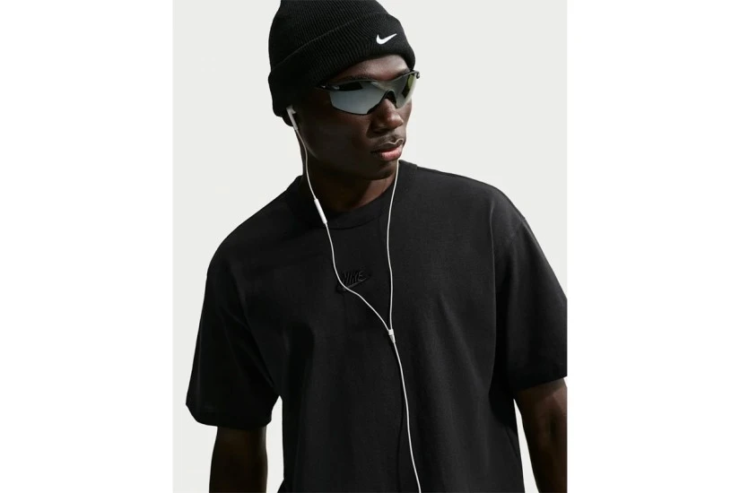 Nike Sportswear Premium Essentials T-Shirt Ανδρικό (IH1121 010)