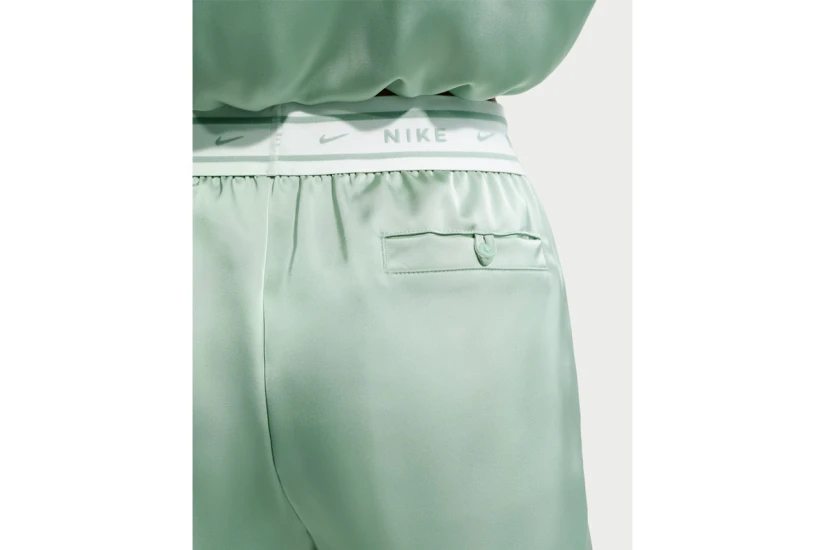 Nike Sportswear Loose Mid-Rise Satin Γυναικείο Αθλητικό Σορτς Βεραμάν, Εκρού