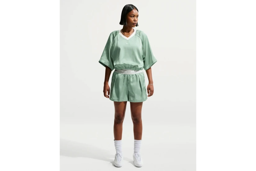 Nike Sportswear Loose Mid-Rise Satin Γυναικείο Αθλητικό Σορτς Βεραμάν, Εκρού