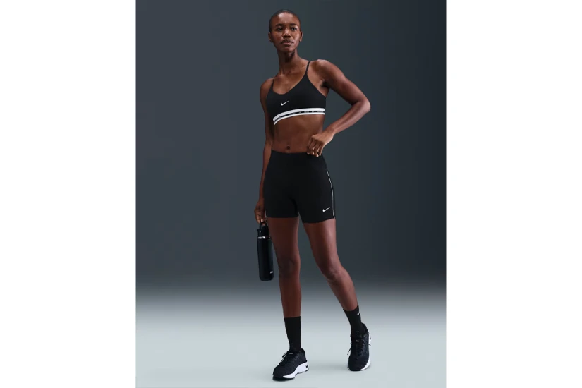 Nike Indy Dri-FIT Γυναικείο Μπουστάκι Λευκό, Μαύρο