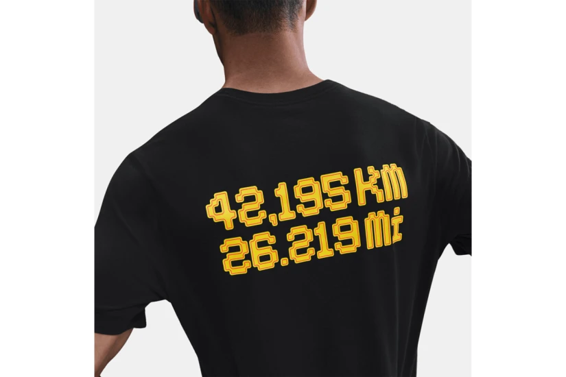 Nike Dri-FIT Running Ανδρικό Κοντομάνικο T-Shirt Μαύρο