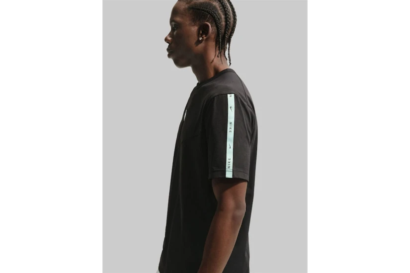 Nike Sportswear City Side Dri-FIT Ανδρικό Κοντομάνικο T-Shirt Μαύρο, Βεραμάν
