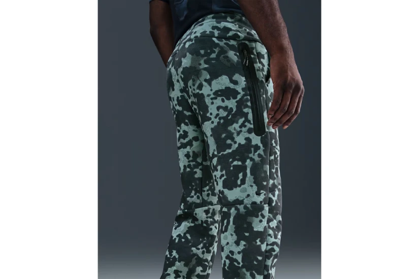 Nike Tech Open-Hem Fleece Camo Ανδρικό Παντελόνι Φόρμας