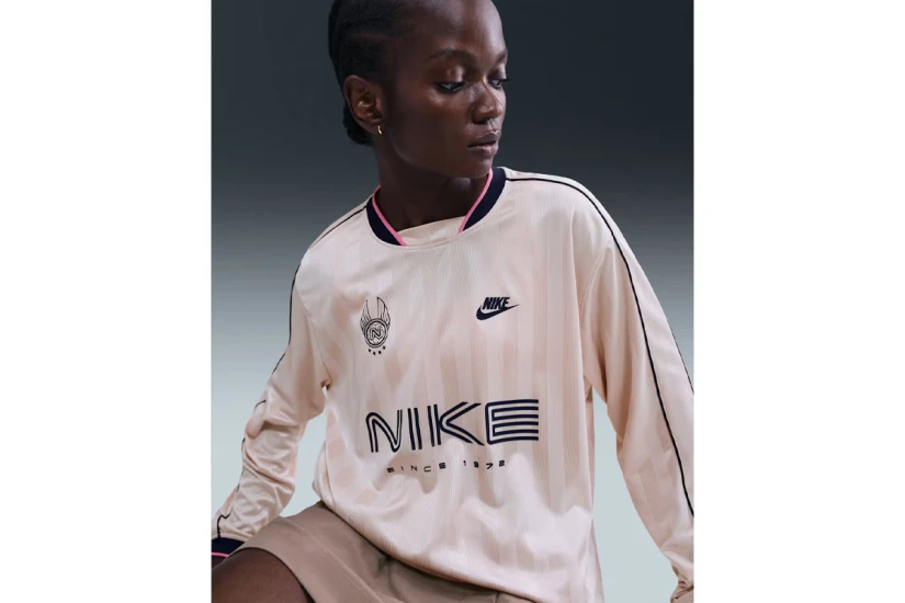 Nike Sportswear Jersey Γυναικεία Μακρυμάνικη Μπλούζα με Λαιμόκοψη