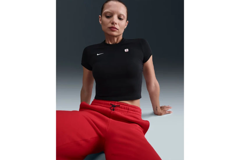 Nike Sportswear Shox Γυναικείο Κοντομάνικο T-Shirt Μαύρο